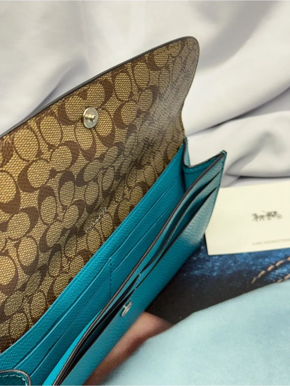 (new+card) COACH Leather Sig Teal Blue/Green Leather Continental Flap Wallet - Picture 4 of 8